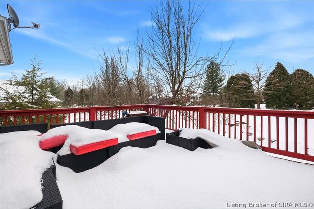 12106 Greenbriar Boulevard, Sellersburg, IN 47172