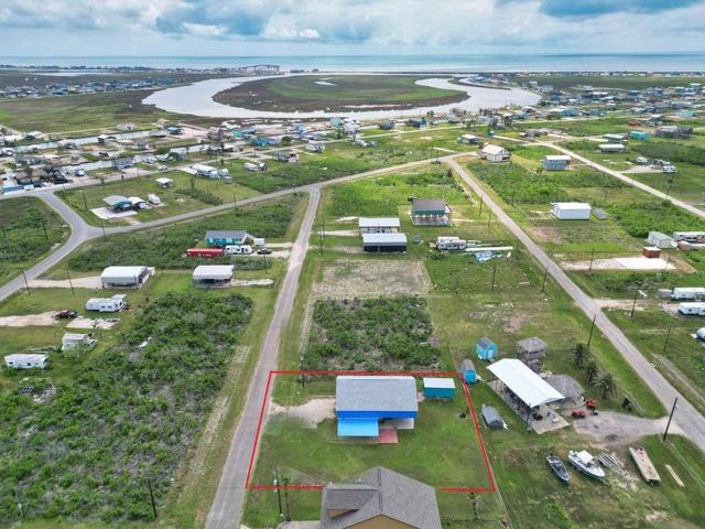 6194 S South Shore Street, Sargent, TX 77414