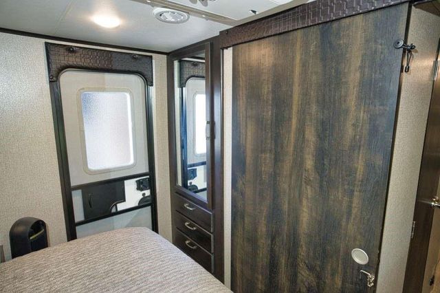 6194 S South Shore Street, Sargent, TX 77414