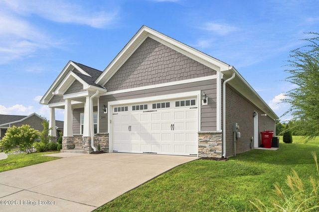 2001 Villa View Ct, Jeffersonville, IN 47130