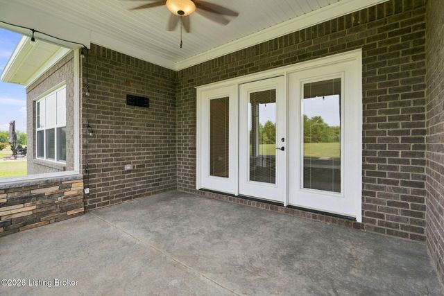 2001 Villa View Ct, Jeffersonville, IN 47130