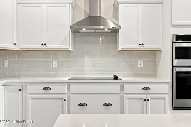 2001 Villa View Ct, Jeffersonville, IN 47130