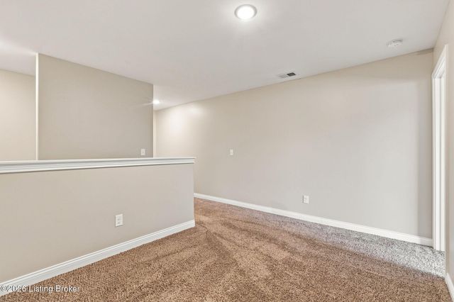 2001 Villa View Ct, Jeffersonville, IN 47130