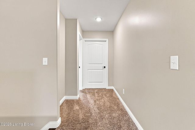 2001 Villa View Ct, Jeffersonville, IN 47130