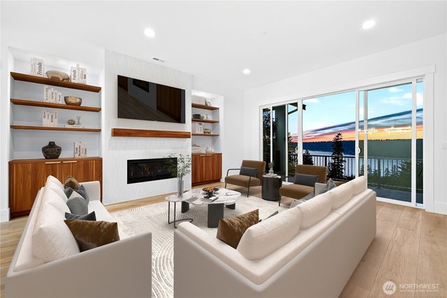 1642 205th Place NE, Sammamish, WA 98074