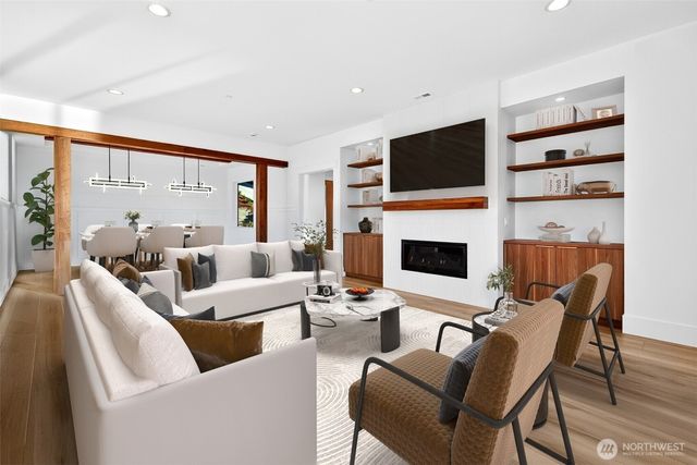 1642 205th Place NE, Sammamish, WA 98074