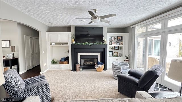 3474 Churchill Downs, Stow, OH 44224