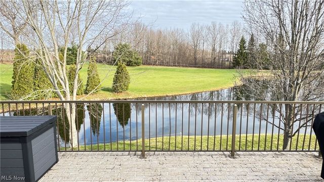 3474 Churchill Downs, Stow, OH 44224