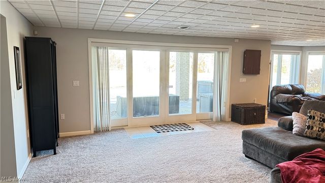 3474 Churchill Downs, Stow, OH 44224