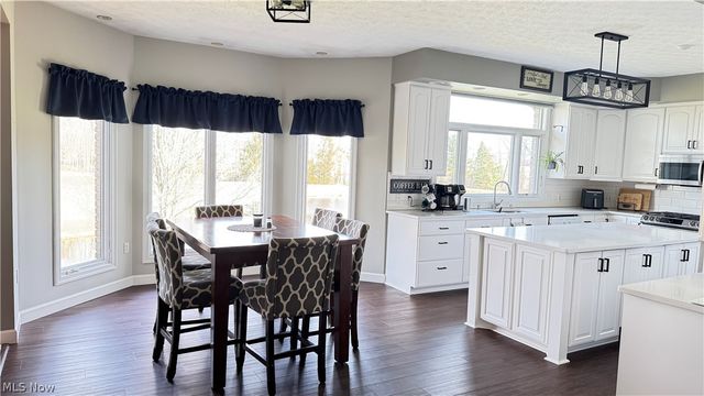 3474 Churchill Downs, Stow, OH 44224