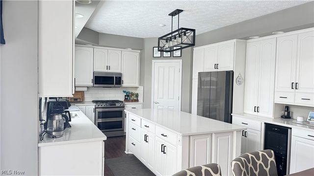 3474 Churchill Downs, Stow, OH 44224