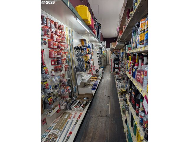 206 S MAIN St, Union, OR 97883