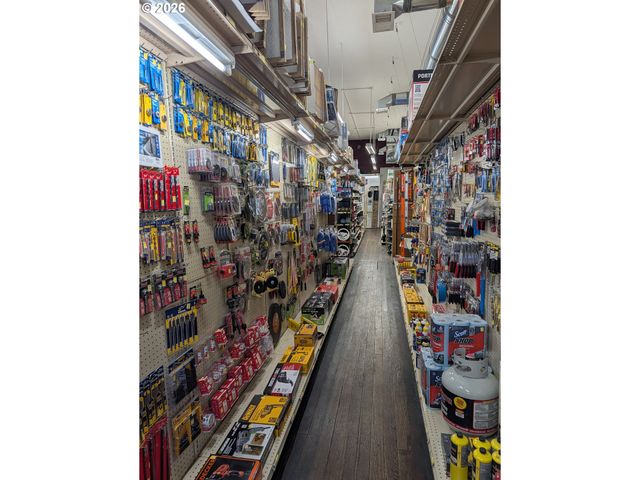 206 S MAIN St, Union, OR 97883