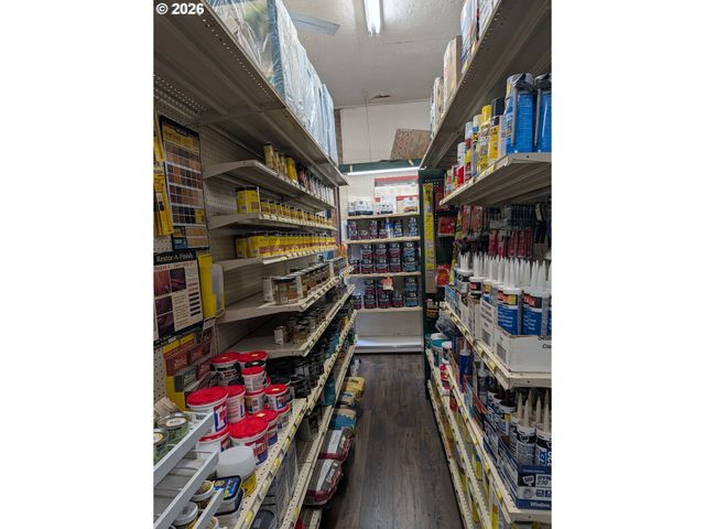 206 S MAIN St, Union, OR 97883