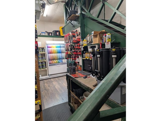 206 S MAIN St, Union, OR 97883