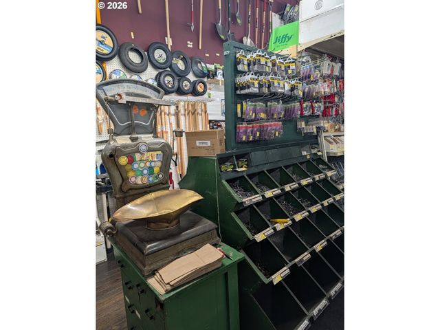 206 S MAIN St, Union, OR 97883