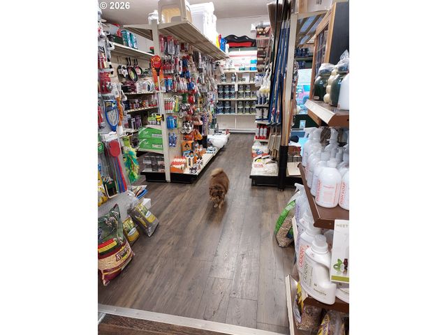 206 S MAIN St, Union, OR 97883