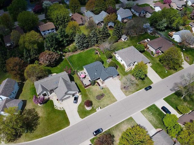 1015 Ferndale Street S, Maplewood, MN 55119