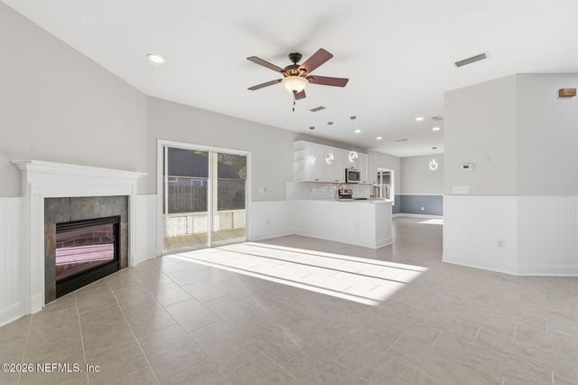 13983 SUMMER BREEZE Drive, Jacksonville, FL 32218