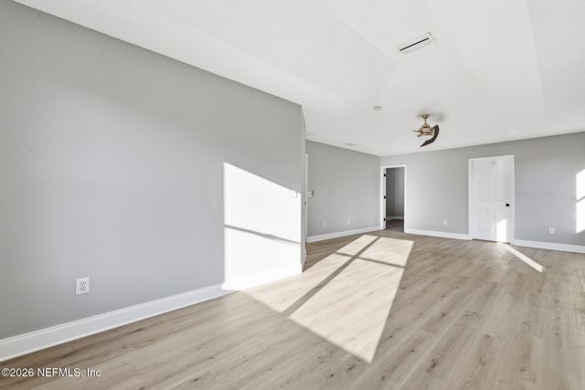 13983 SUMMER BREEZE Drive, Jacksonville, FL 32218