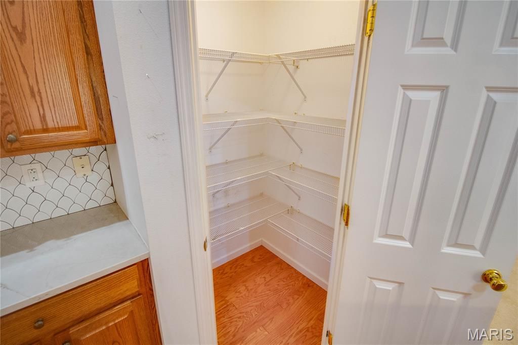 Image 23 of property listing at 5219 Willis Avenue, Godfrey, IL 62035