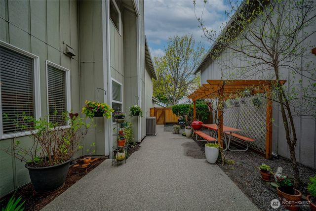 4684 Barrington Lane SE, Olympia, WA 98513