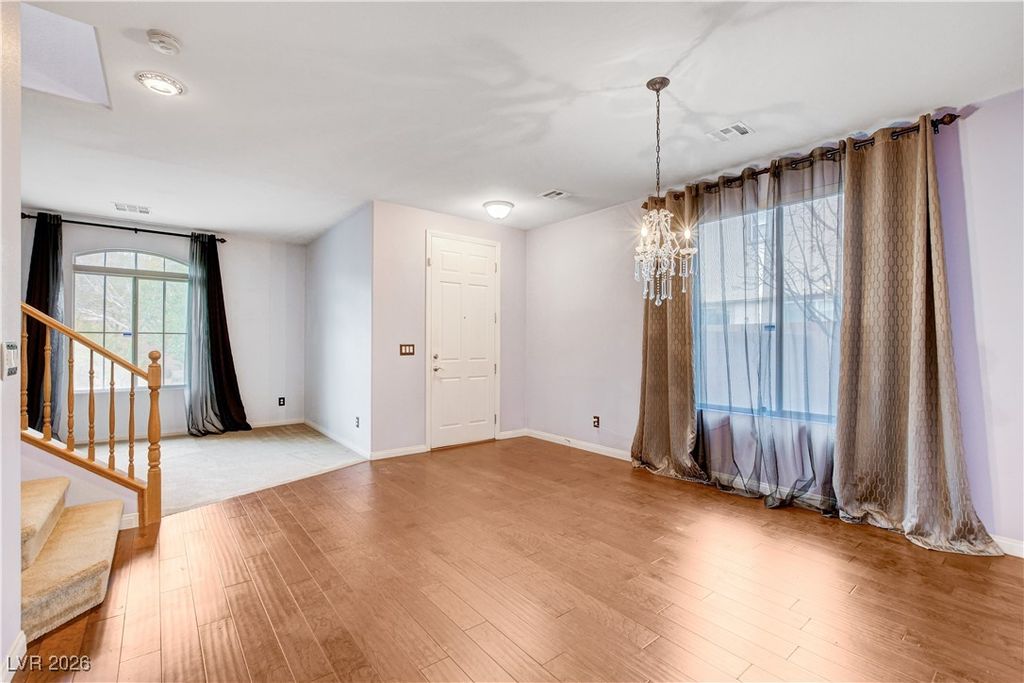 Image 10 of property listing at 7746 Tree Lane Peak Court, Las Vegas, NV 89166