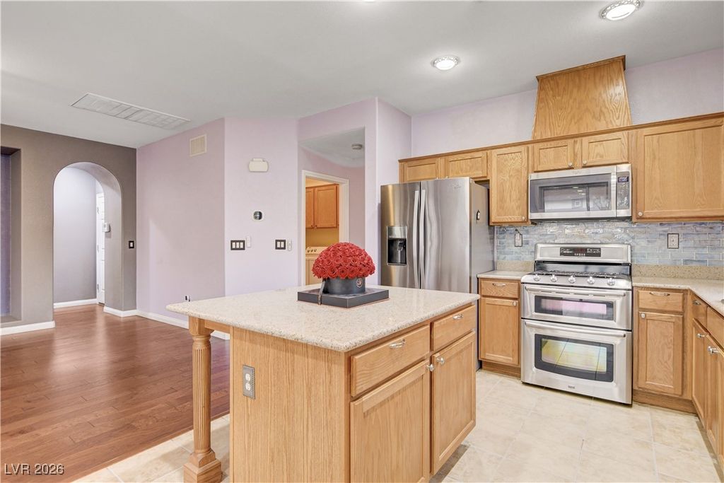 Image 17 of property listing at 7746 Tree Lane Peak Court, Las Vegas, NV 89166