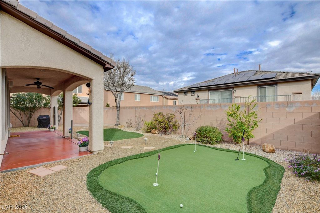 Image 43 of property listing at 7746 Tree Lane Peak Court, Las Vegas, NV 89166