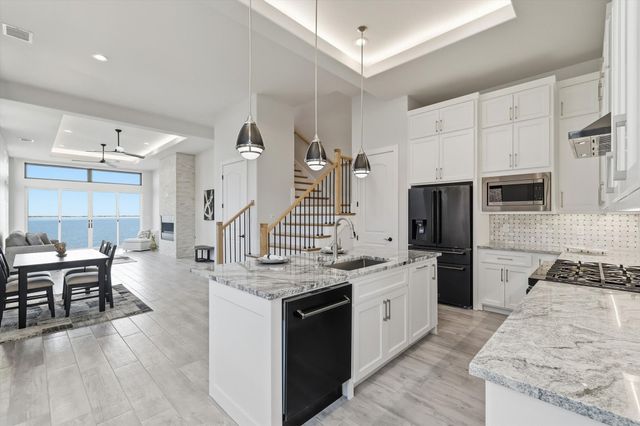 18023 Lake Ray Hubbard Drive, Forney, TX 75126