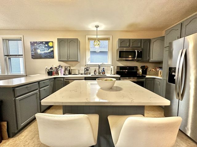 47-49 Botolph St 49, Quincy, MA 02171