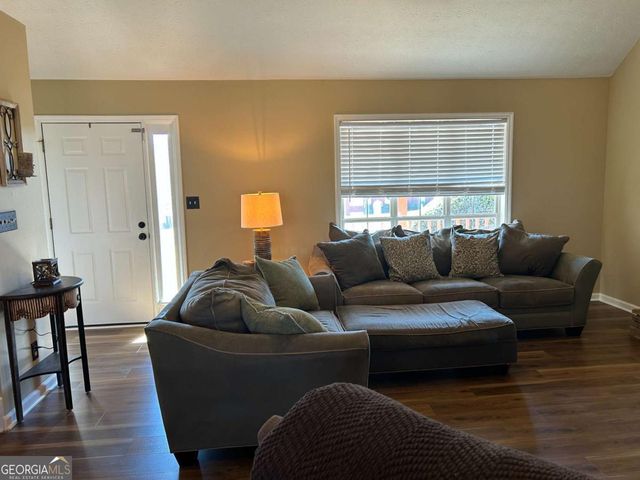 2550 Valley Ridge Drive, Cumming, GA 30040