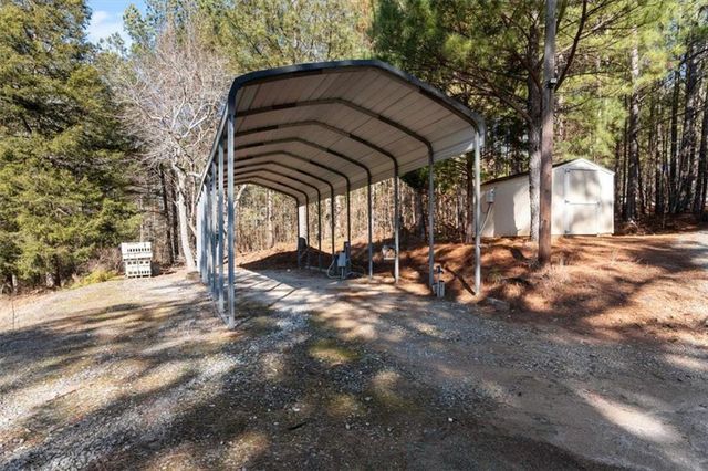 80 Hand Road, Bowdon, GA 30108