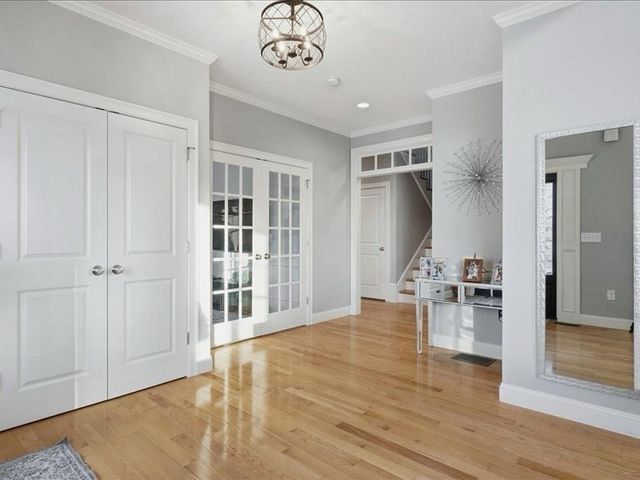 02 Aspen Dr, Pelham, NH 03076