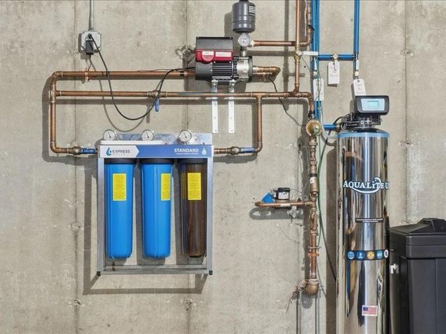 02 Aspen Dr, Pelham, NH 03076