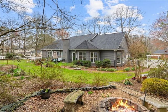 107 Wrenfield Court, Piedmont, SC 29673