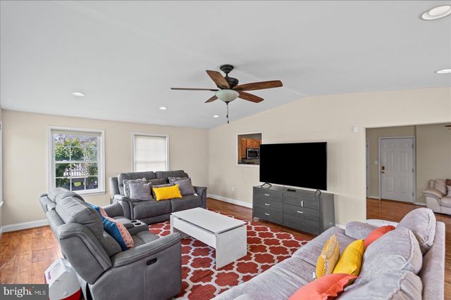 4725 GREENCOVE CIR, Sparrows Point, MD 21219