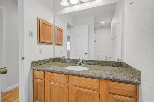 16739 Selder Drive, Friendswood, TX 77546