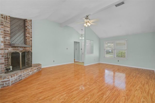 16739 Selder Drive, Friendswood, TX 77546