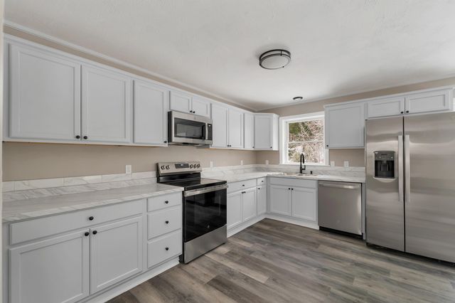 189 Rand Road, Northfield, NH 03276