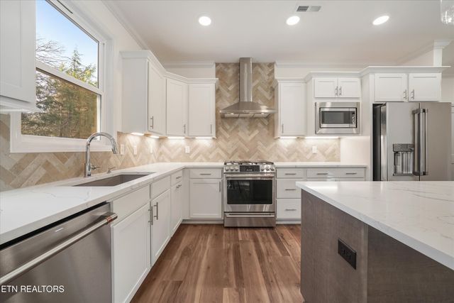 120 Yona Way, Loudon, TN 37774