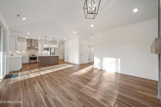 120 Yona Way, Loudon, TN 37774