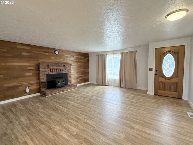 13418 Ne 116TH St, Brush Prairie, WA 98606