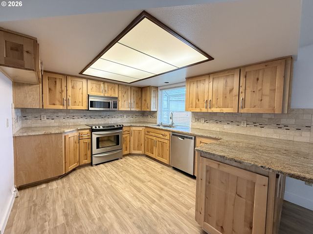 13418 Ne 116TH St, Brush Prairie, WA 98606