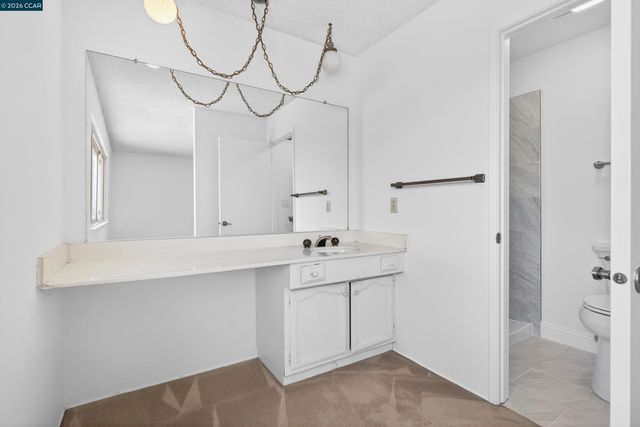 2081 Hoke Dr, Pinole, CA 94564