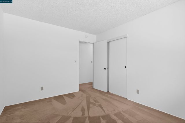 2081 Hoke Dr, Pinole, CA 94564