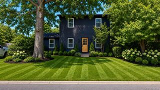 96 Grove Ave, Patchogue, NY 11772