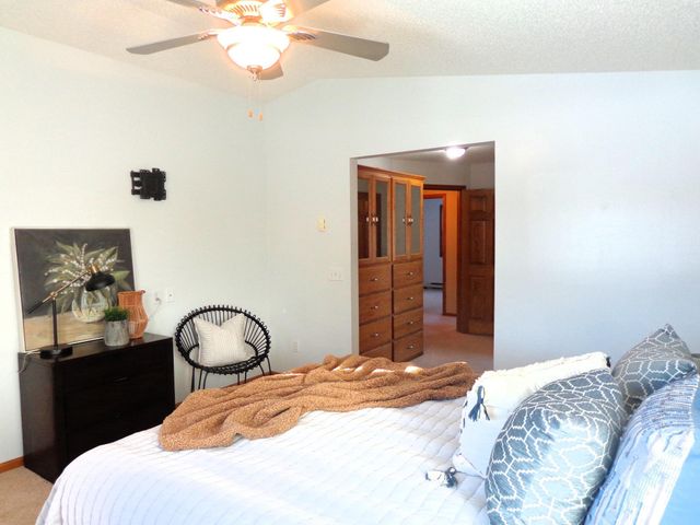 11071 26th Street NE, Saint Michael, MN 55376