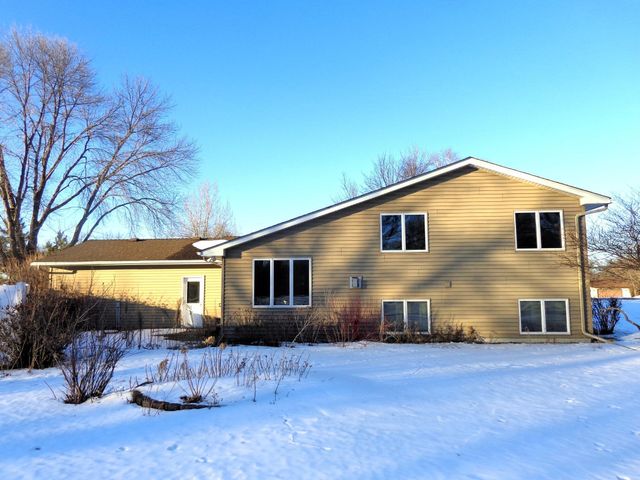 11071 26th Street NE, Saint Michael, MN 55376