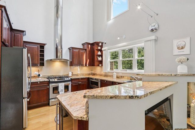 481 Mill STREET, Fontana, WI 53125
